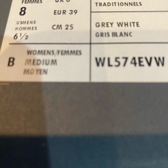 New balance Womens 574 core sz 8M new - Picture 2 of 6